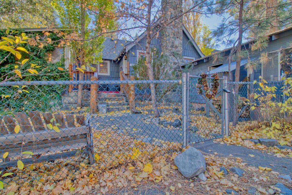 Ray'S Dear Cottage Wrightwood Exteriör bild